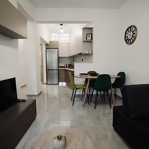 Ελέγξτε τη διαθεσιμότητα